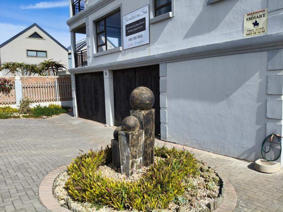 12 Bedroom Property for Sale in Paradise Beach Eastern Cape